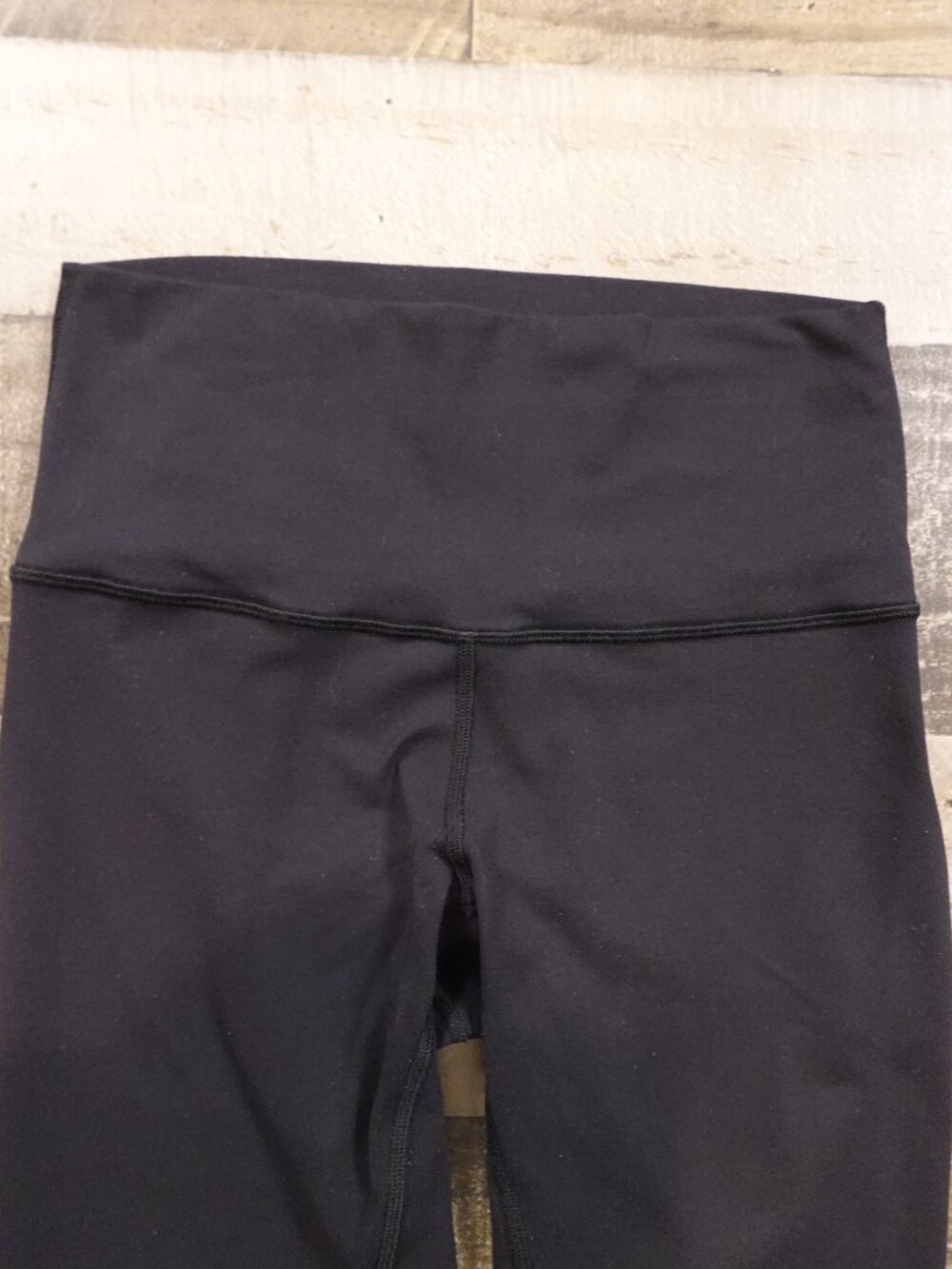 Lululemon High Rise Crop Leggings Women's Size 4‎ Black 25.5" Yoga Active - Picture 2 of 13